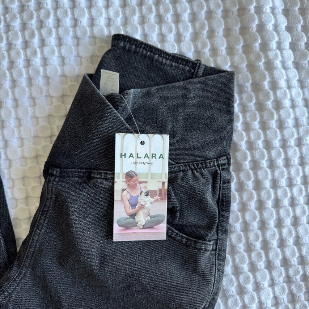 NWT Halara Black Crossover Flared Jeggings - Picture 2 of 7